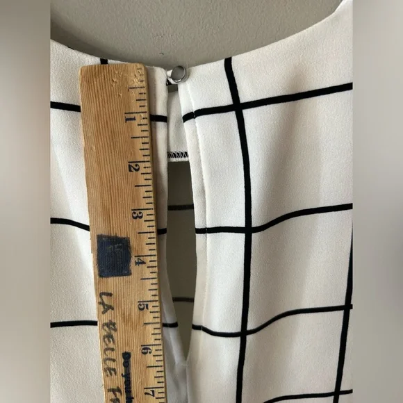 Banana Republic blouse - Picture 9 of 12